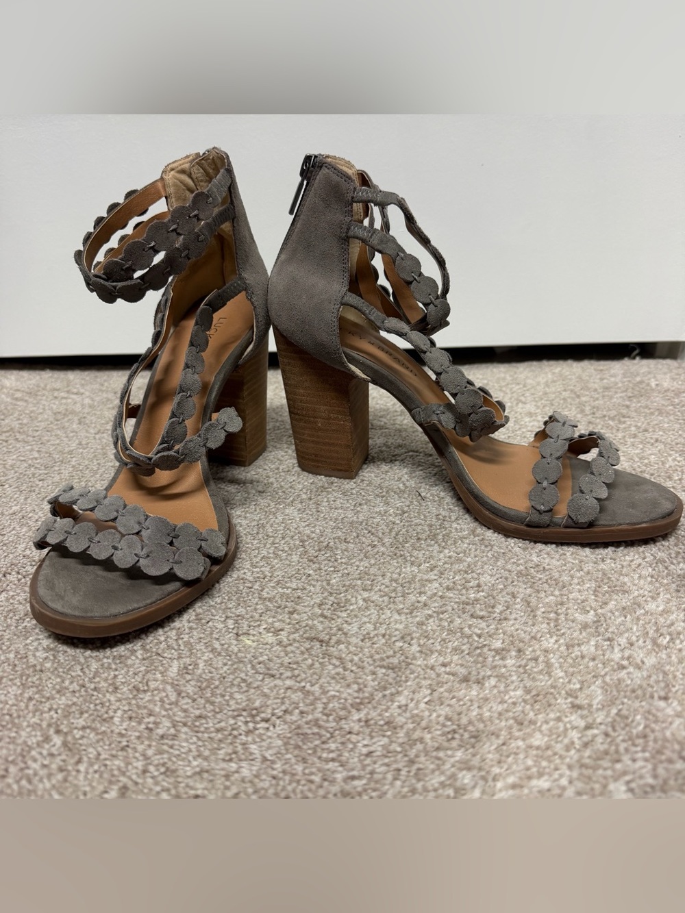 Lucky Brand Lameer Grey Suede Scalloped Block Heel